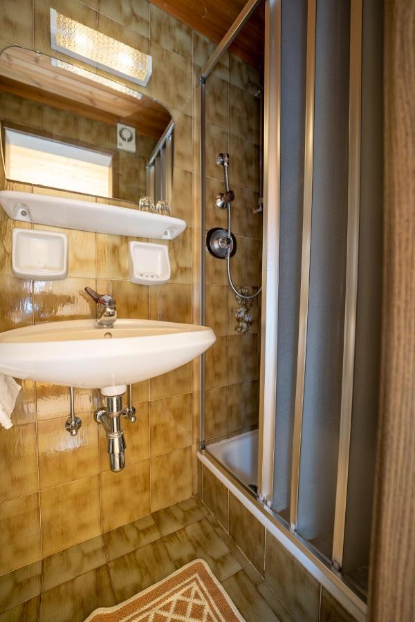 Chalet Funtanacia ラ・ヴィッラ エクステリア 写真