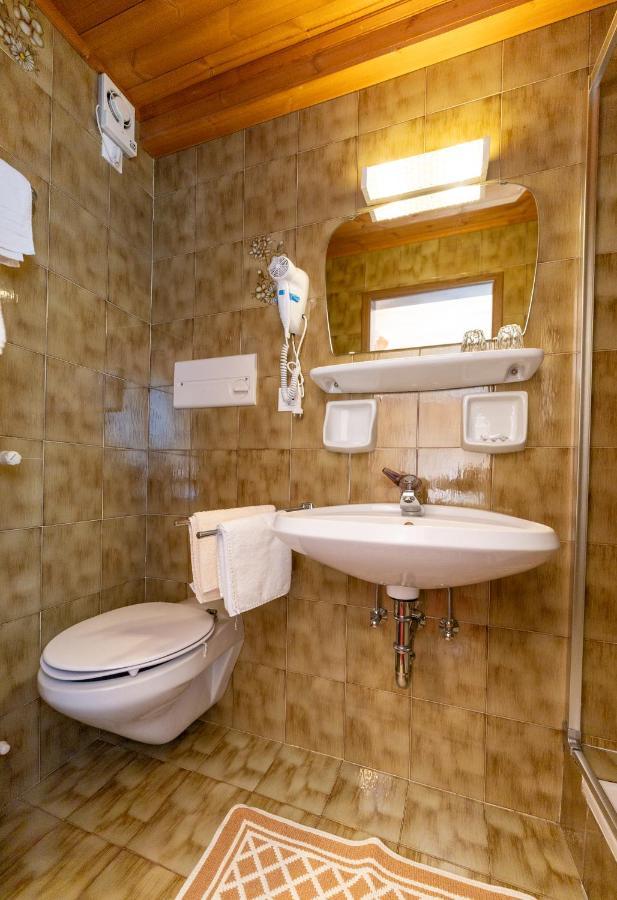 Chalet Funtanacia ラ・ヴィッラ エクステリア 写真